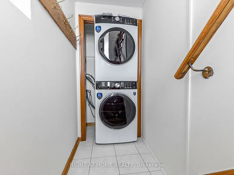 33 Arthur Griffith Dr #A — Photo 28