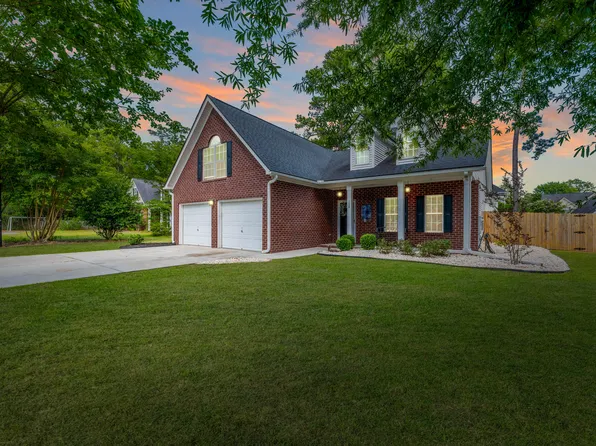 124 Royal Troon Ct, Summerville, SC 29483
