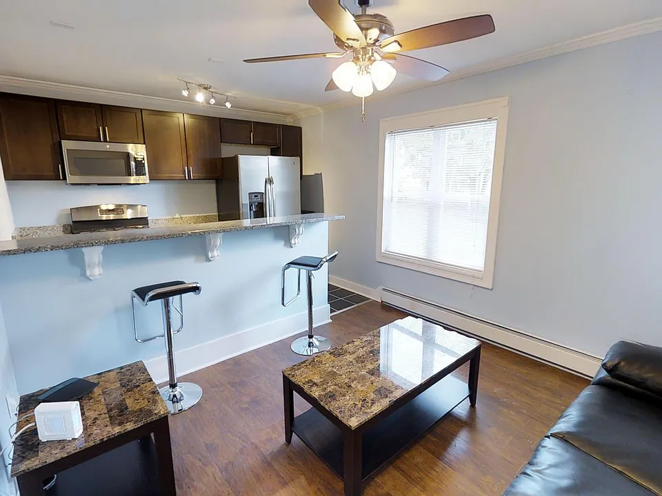 105 Comstock Ave #6