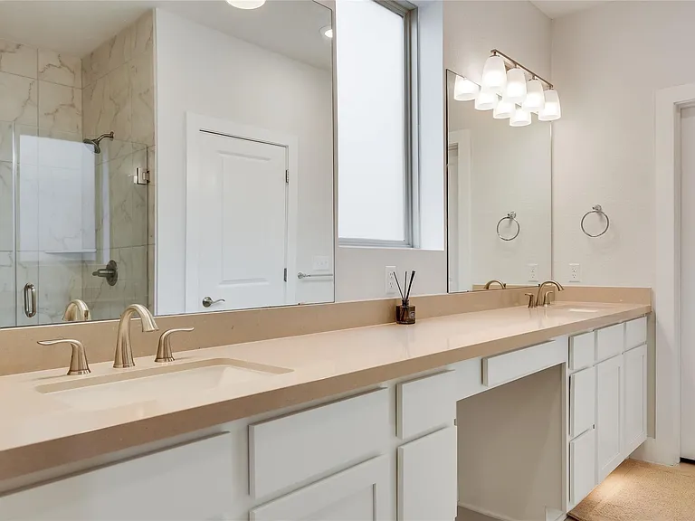 8608 McKamy Dr — Photo 17