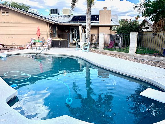 5th image of 1398 S Buena Vista Dr