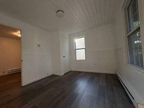 3rd image of 215 Park St APT 1