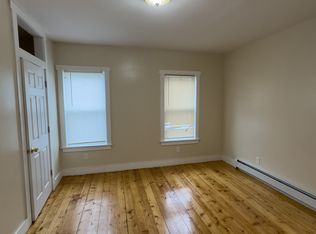 9 Douglas Ct #1, Worcester, MA 01603