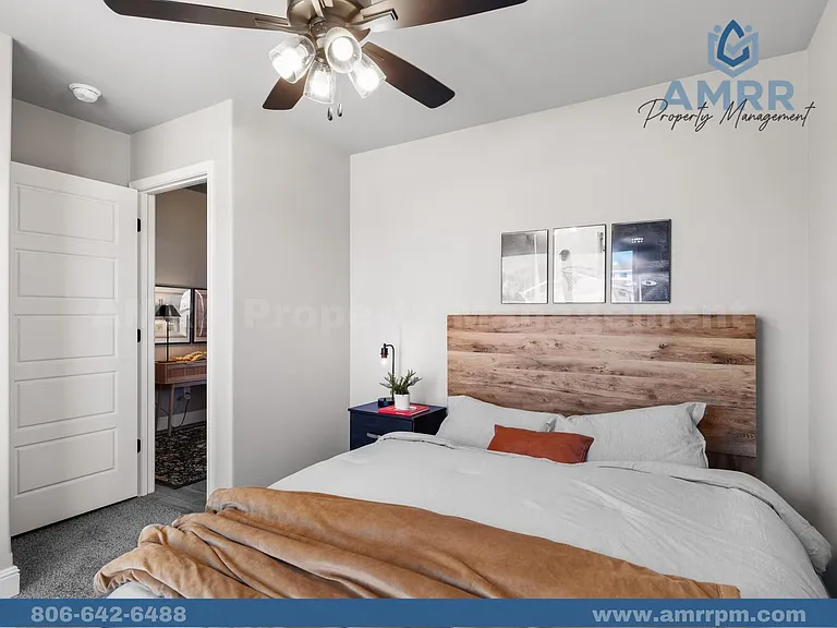 1115 SW 3rd Ave — Photo 14