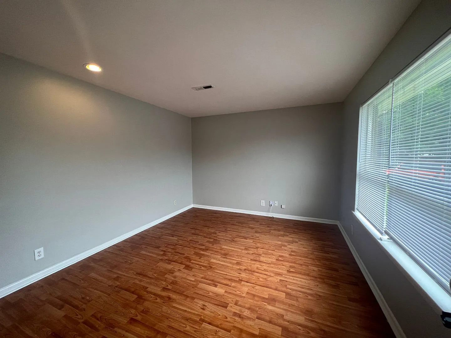 907 Stevens Ct Huntsville, AL 35801 — Photo 4