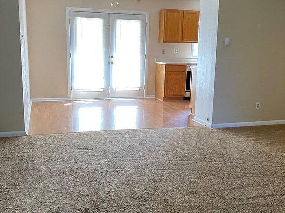 4th image of 108 S Beaty Ave