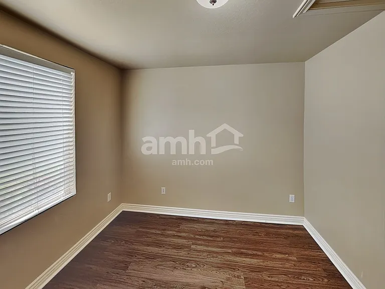 1449 S 2490 E — Photo 18