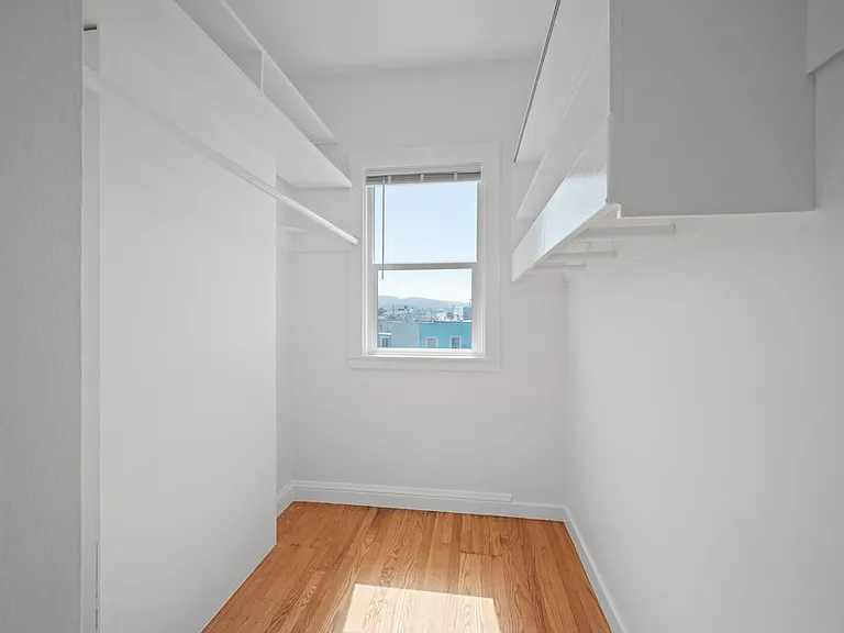 1745 Beach St #16 — Photo 6