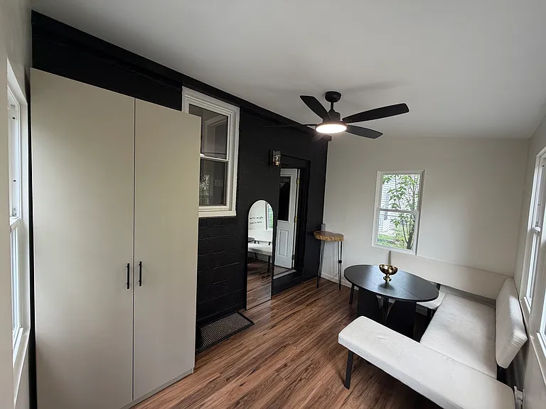 Mudroom/Sunroom