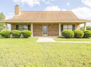 679 Royal Rd, Port Lavaca, TX 77979