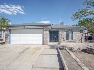 1832 Dean Jones St, El Paso, TX 79936