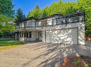 8515 Ansell Pl, West Vancouver, BC V7W 2W3