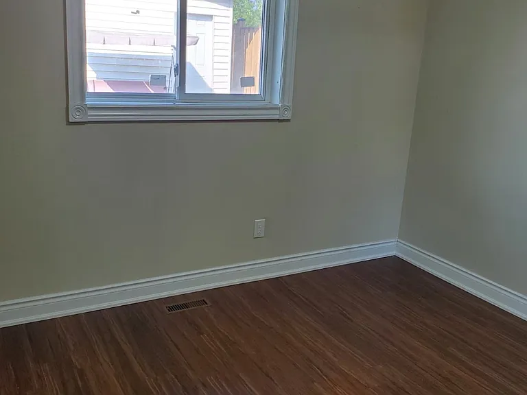 7268 Redfox Rd #UPPER — Photo 13