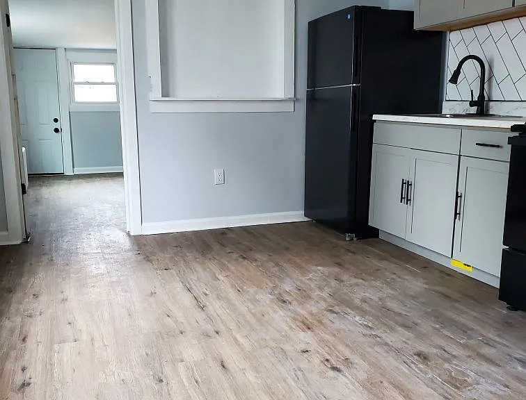 218 Sinnickson St — Photo 1