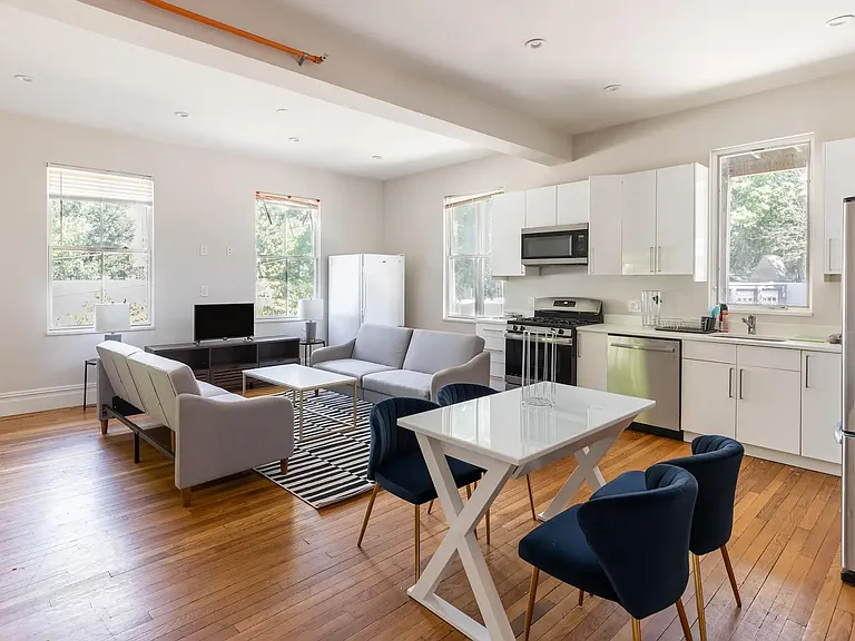 89 Cedar St #2L — Photo 5