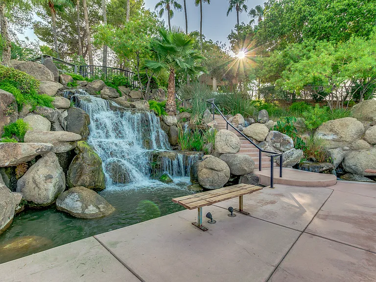 1321 N Malibu Ln — Photo 34