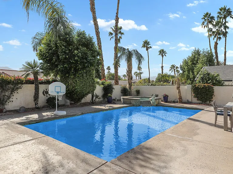 79420 Four Paths Ln #79420 — Photo 5