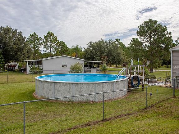 3rd image of 3551 Kings Ct