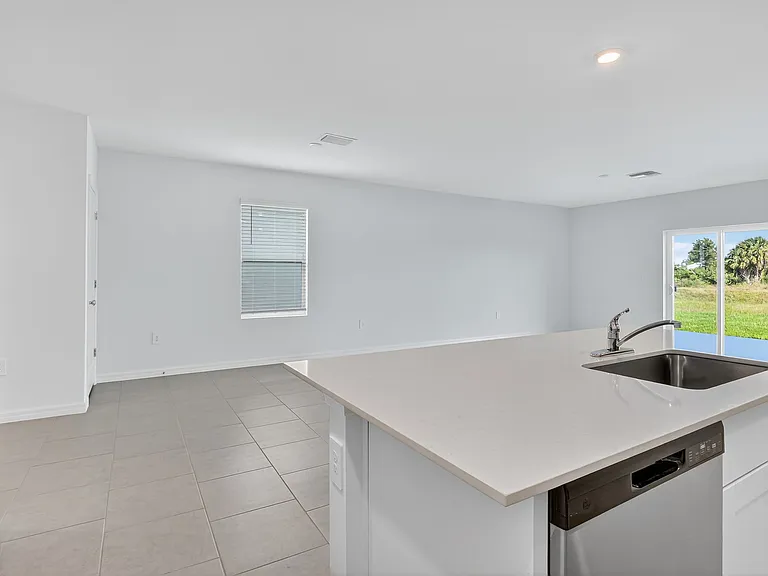 19525 Fairhill Ct — Photo 14