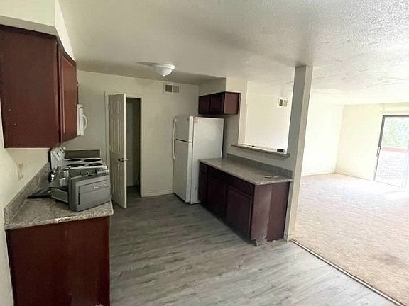 5th image of 2451 N Rainbow Blvd Unit 2125