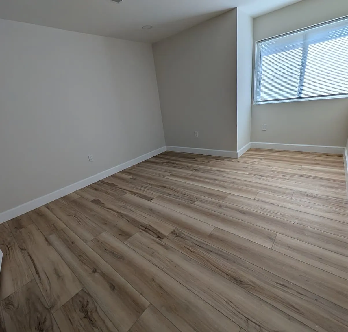 3 bed, 1.5 bath, $2,175 — Photo 4