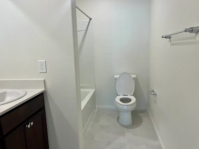 6947 Wildhorse Creek St — Photo 22