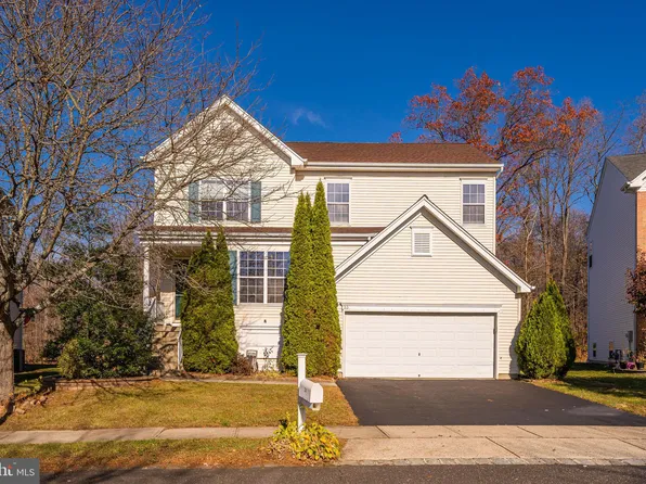 33 Cayuga Rd, Bordentown, NJ 08505