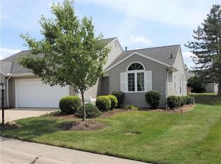 15779 Grosse Pointe Oval, Strongsville, OH