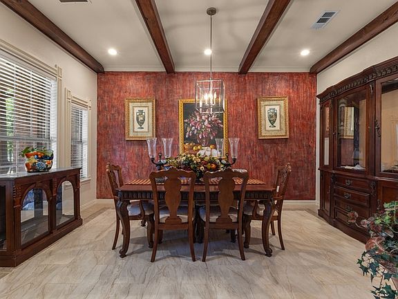 5th image of 17909 Terrace Dr
