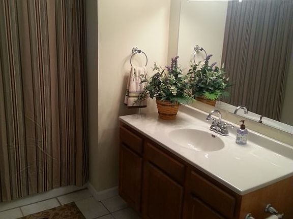 5th image of 2908 E Chesterfield Ln