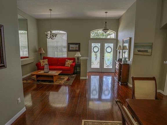 5th image of 2414 Greenwillow Dr