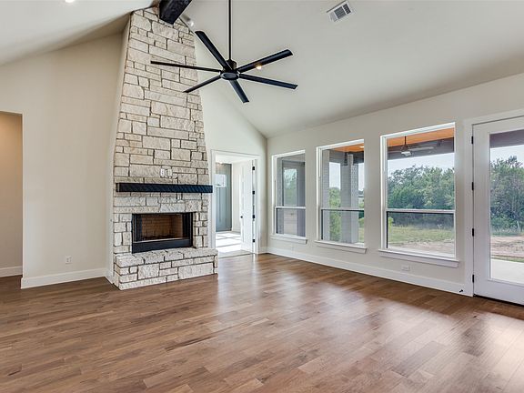 5th image of 1037 Woodland Rd