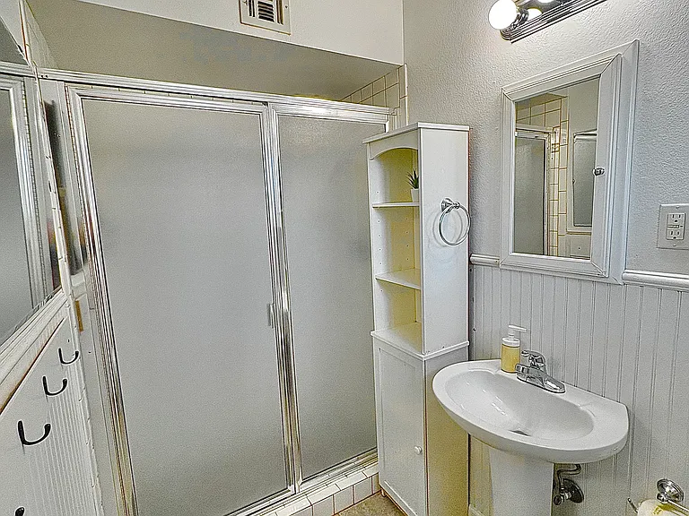 2705 S Nogales Ave — Photo 21