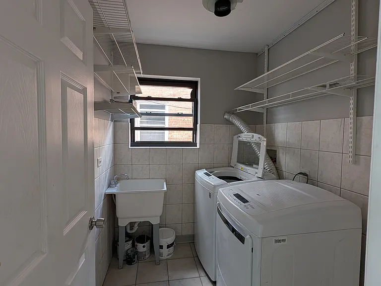 6123 W Belmont Ave #2 — Photo 8