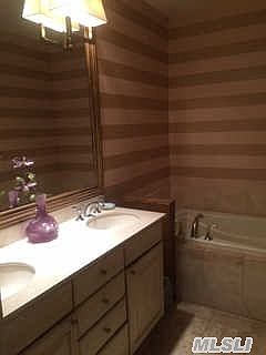 3rd image of 352 Trotting Ln #352