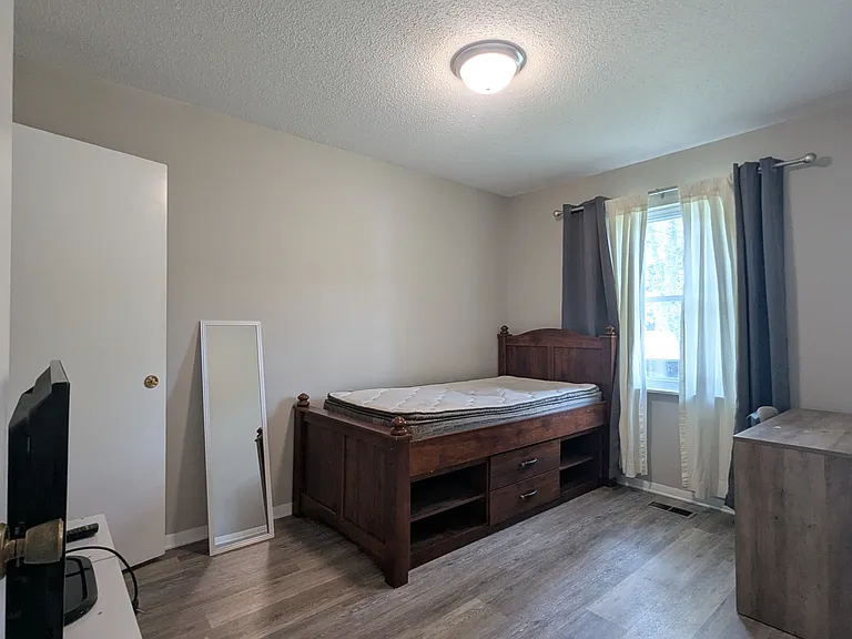 6521 Cadbury Dr — Photo 15