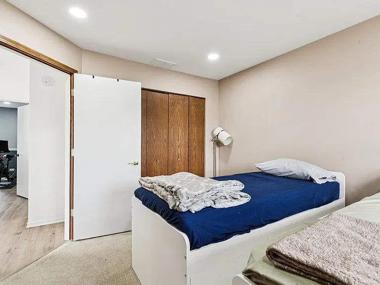 515 Declaration Ln — Photo 21