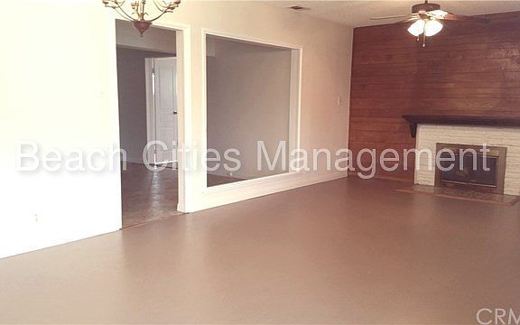 5th image of 3056 Ostrom Ave