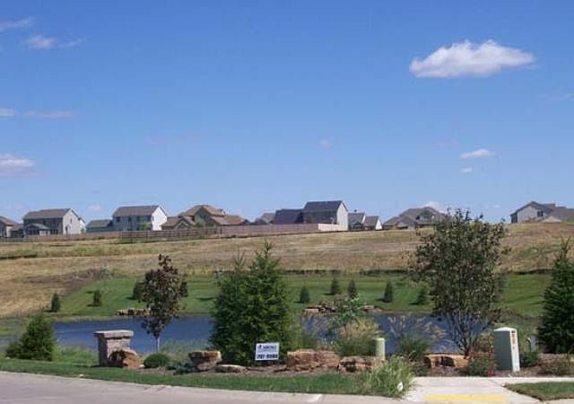 2nd image of 5704 Castlewood Ln