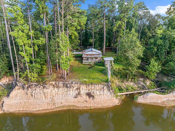 4th image of 902 Snyder Rd