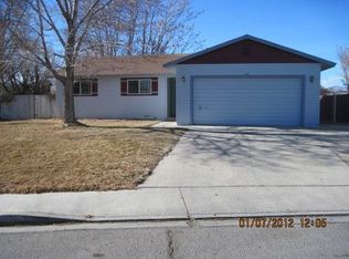 470 6th St, Fernley, NV 89408