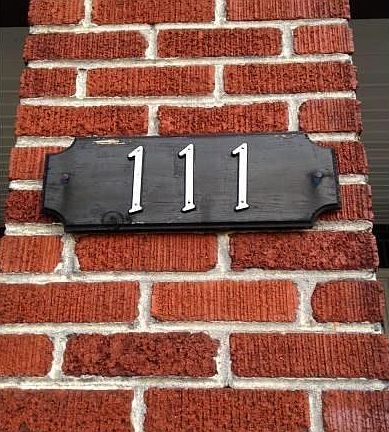 3rd image of 111 W Unaka Ave