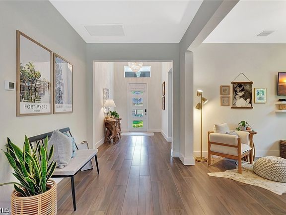 5th image of 8517 S Lake Cir