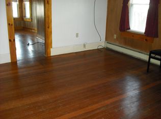 210 Whittenton St APT 3, Taunton, MA 02780