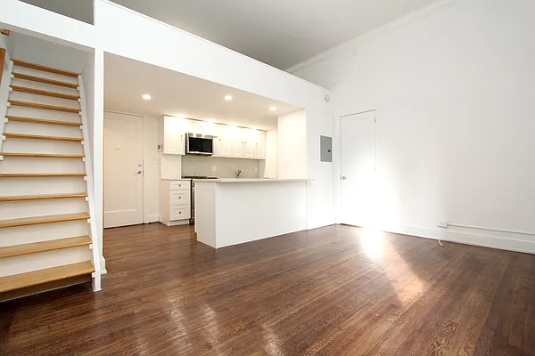 Rented by Oxford Property Group | media 1