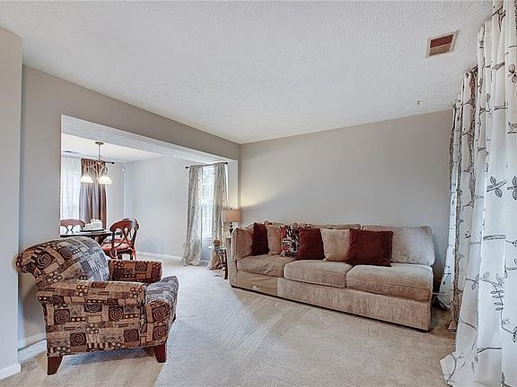 2nd image of 5937 Bowie Ln