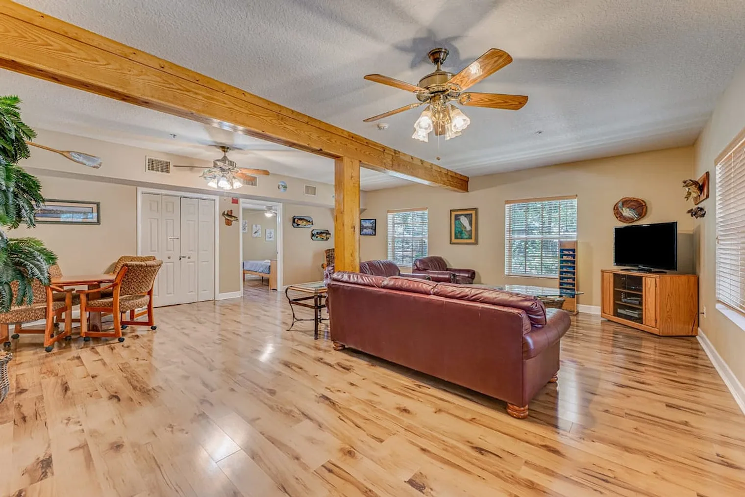 4 bed, 1.0 bath, $3,169 — Photo 1