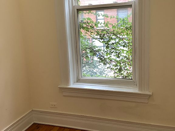 2nd image of 2072 N Oakley Ave APT 2F