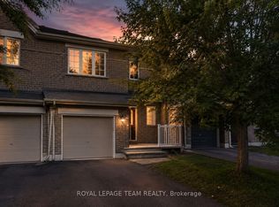 239 Tandalee Cres, Ottawa, ON K2M 0A2