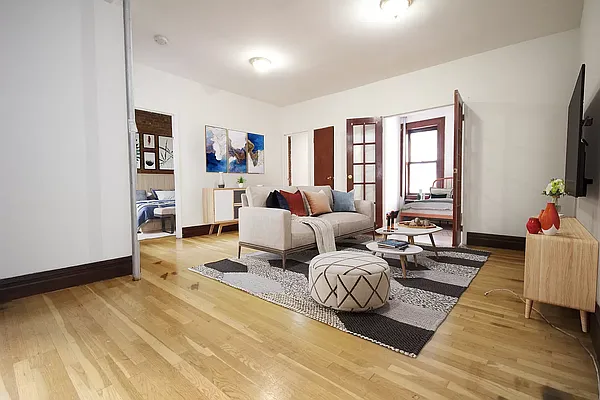 Rented by Compass | media 2